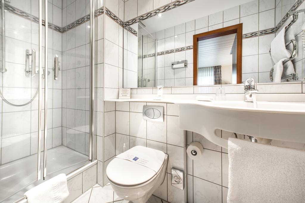 Akzent Hotel Koehler Гіссен Екстер'єр фото