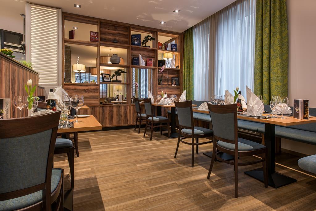 Akzent Hotel Koehler Гіссен Екстер'єр фото